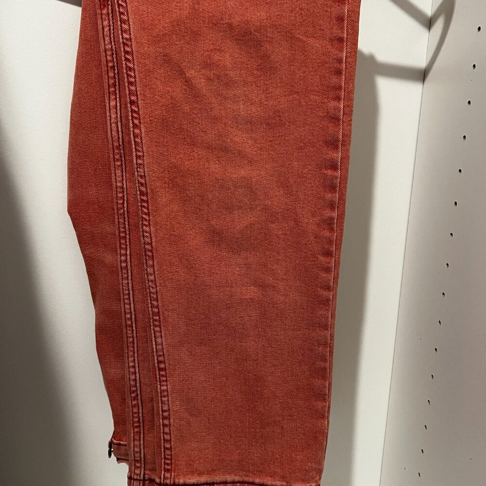502 Rust Levis 34x34 - Picture 2 of 4